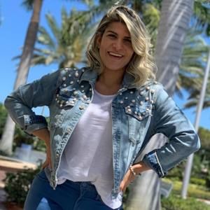 Meet your Posher, Isabella